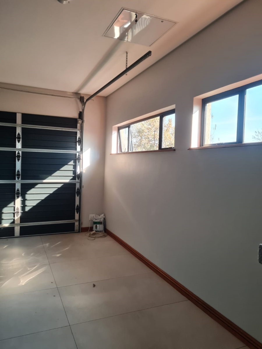 4 Bedroom Property for Sale in Heron Banks Golf Estate Free State